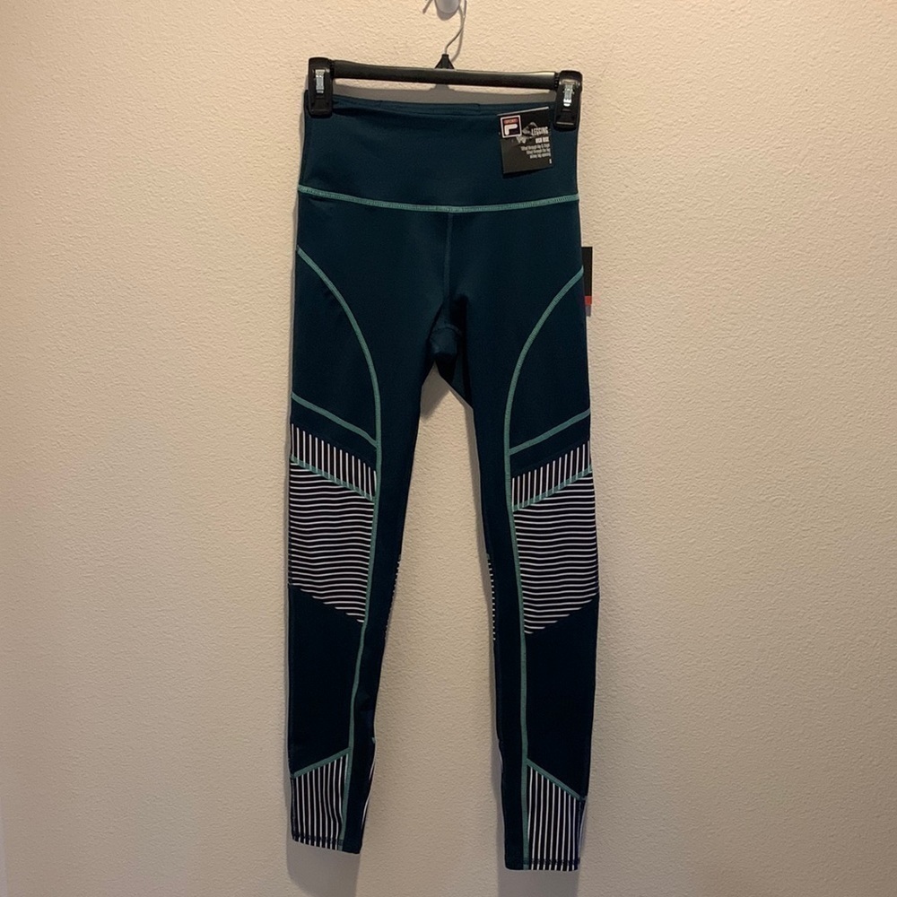 NWT FILA SPORT Womens high rise legging. Emerald w/black&white. Waist pocket S.